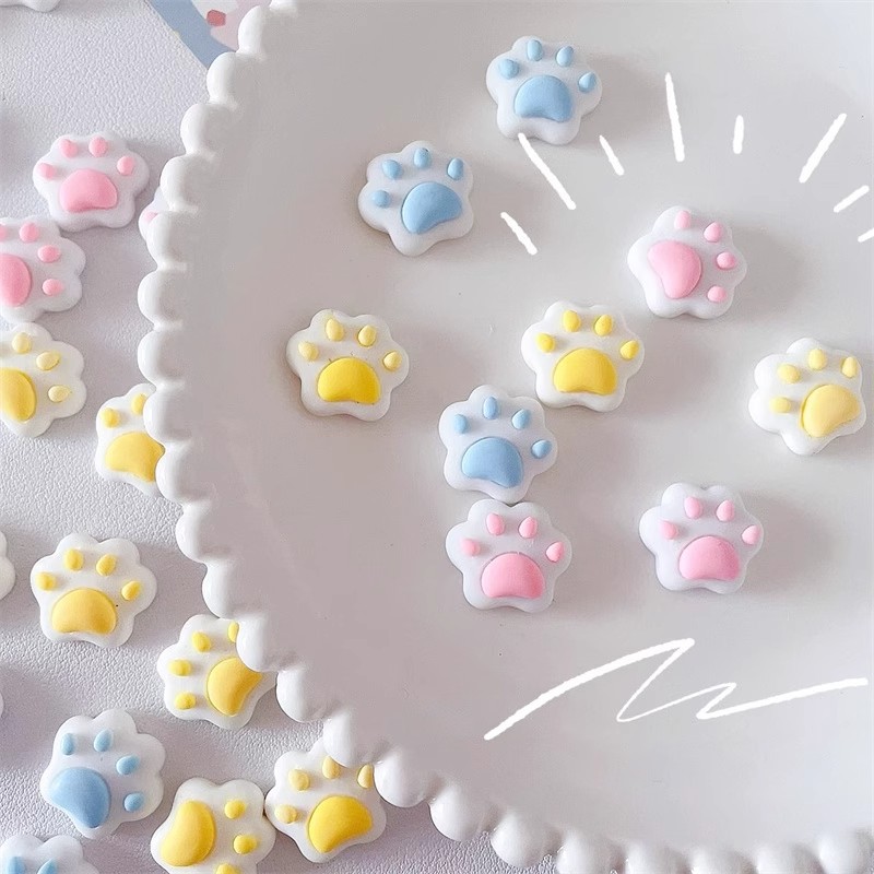 Art Craft Cat - 30個入り 可愛い猫の足型ミニアクセサリー レジンチャーム 3D DIYネイルアート ジュエリークラフト